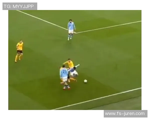 足球明星驾驭球车展现风采球场之外的精彩瞬间与激情碰撞 足球明星驾驭球车展现风采球场之外的精彩瞬间与激情碰撞